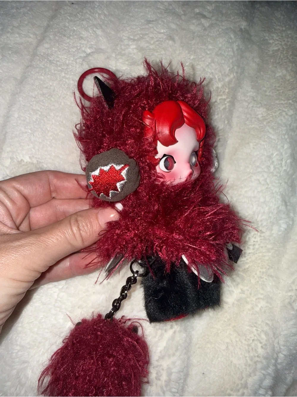 Skullpanda chomp; New red doll pop mart